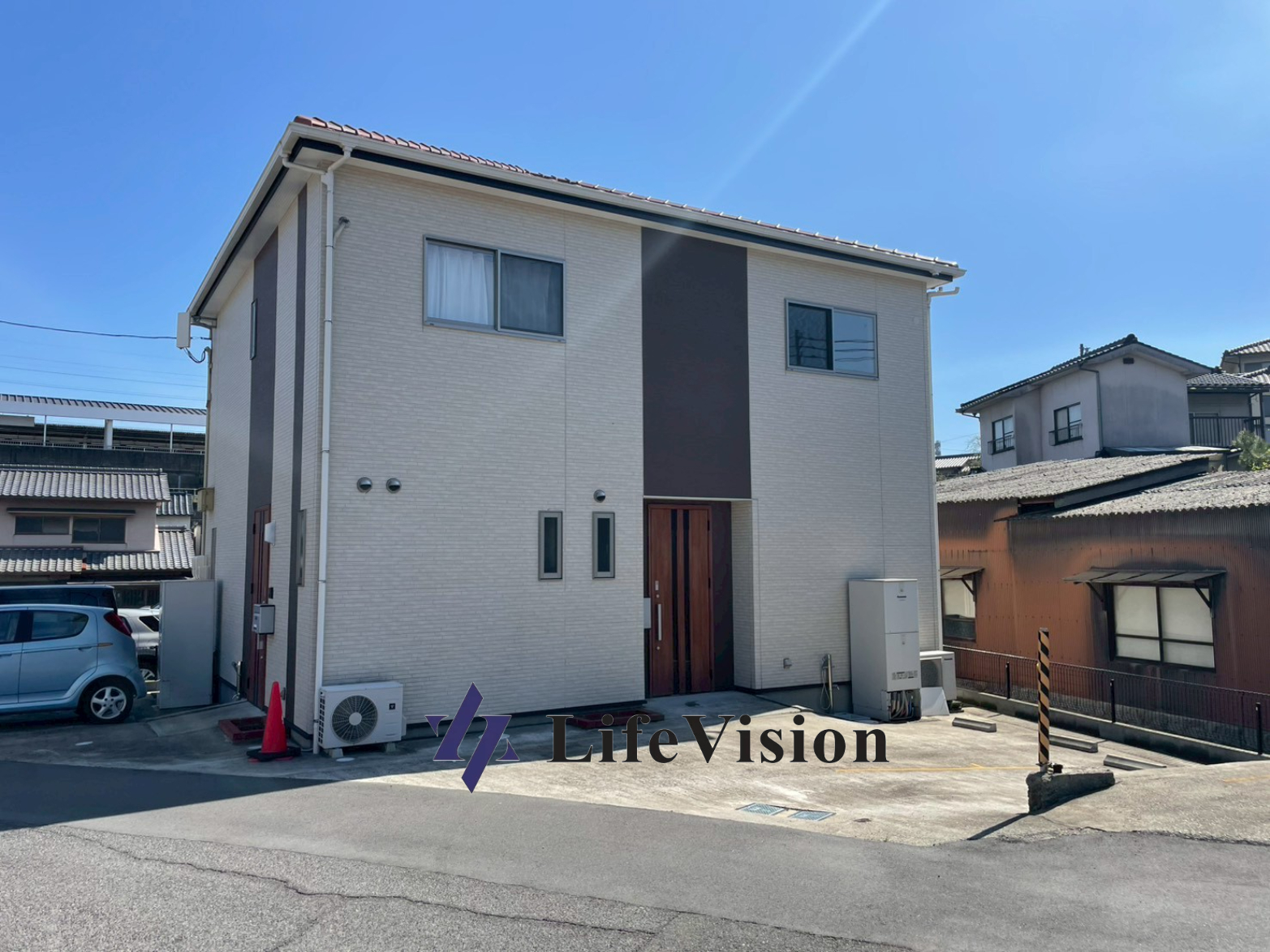 メゾネットタイプのペット飼育可能なお部屋です♪