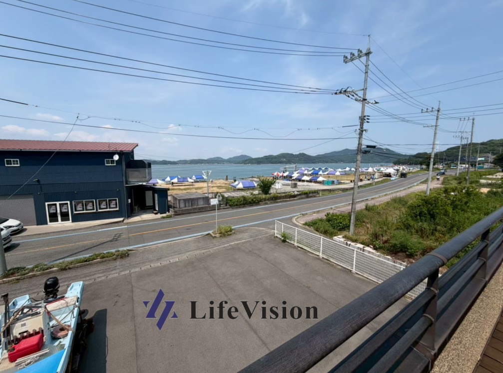 海近の好立地×ダイワハウス品質。広い敷地に佇む重井町のゆとり住宅。