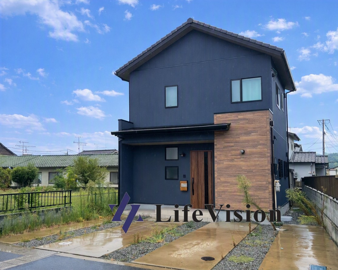 築5年！！尾道市高須町の築浅既存住宅です！！